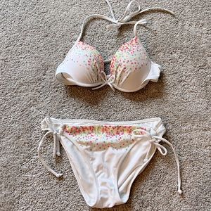 Victoria’s Secret Bikini Set